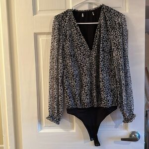 Abercrombie & Fitch Floral Bodysuit